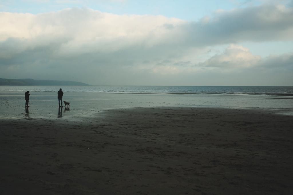 saundersfoot beach wales winter