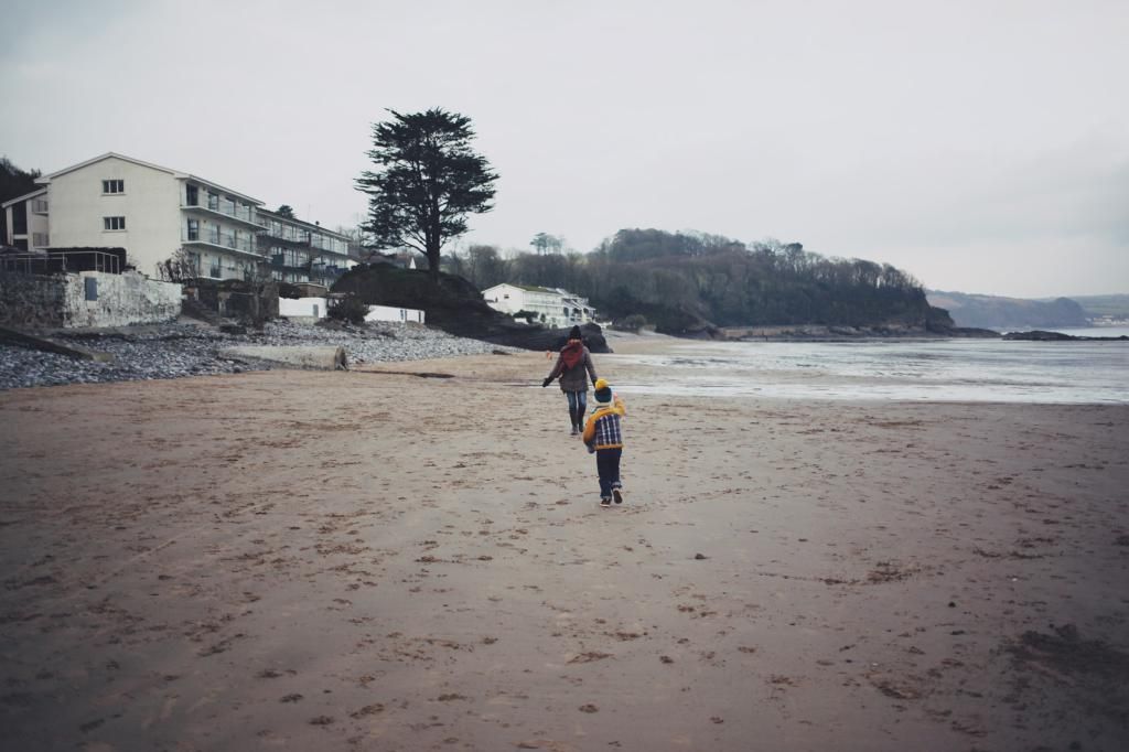 saundersfoot beach wales winter